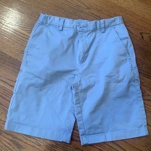 Vineyard Vines boys Breaker shorts. Size 18